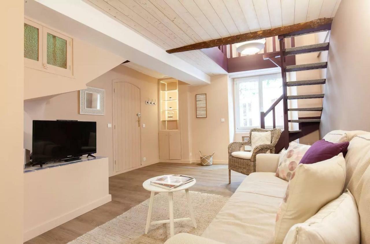 2 Bedrooms 2 Bathrooms Apartment In Old Antibes Eksteriør billede